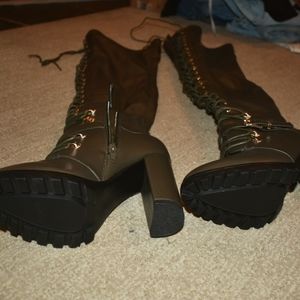 New over the knee olive green lace-up combat boots